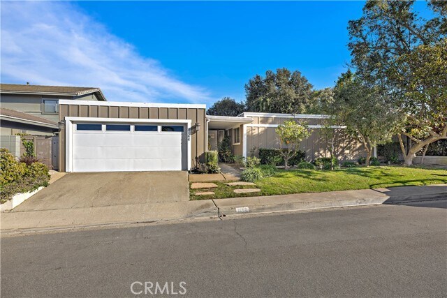 Building Photo - 3144 Bonn Dr