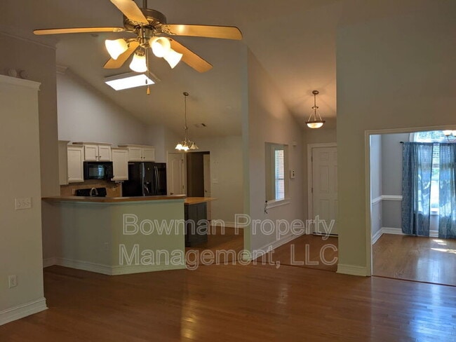 Building Photo - 503 Southern Ct