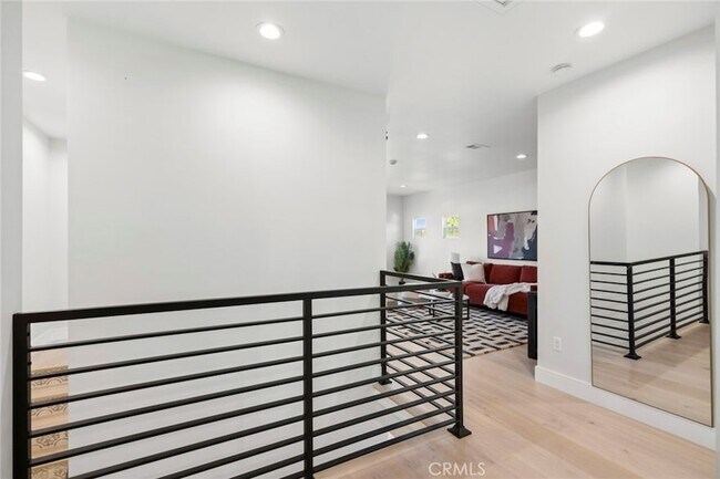 Building Photo - 4652 Charnock Dr