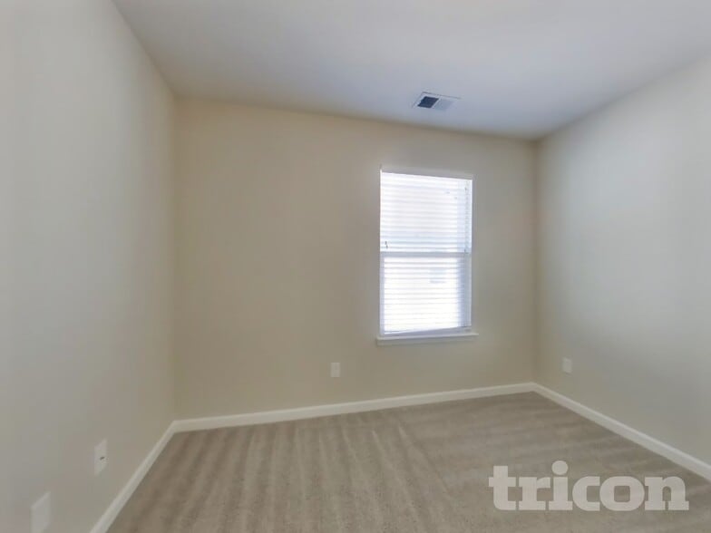 Building Photo - 508 Hickory Leaf Ct