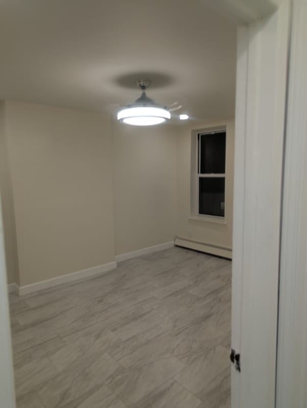 Building Photo - 208 Howard Ave