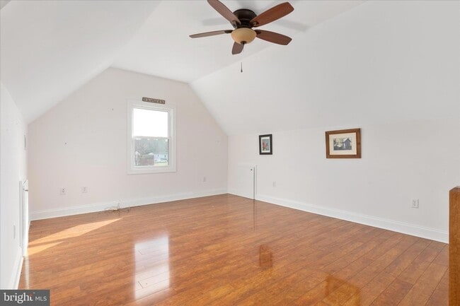 Building Photo - 882 Liberty Furnace Rd