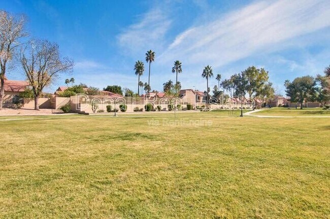 Building Photo - 4667 W Harrison St