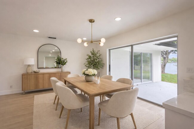 Building Photo - 6811 NW 32nd Ave