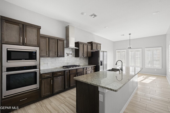 Building Photo - 13636 Glen Vista Ln