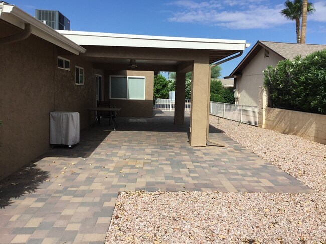 Building Photo - Perfect Vacation Home in a  45+ Active Adult Community! Available May through November 2026!