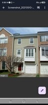 Building Photo - 2470 Clover Field Cir