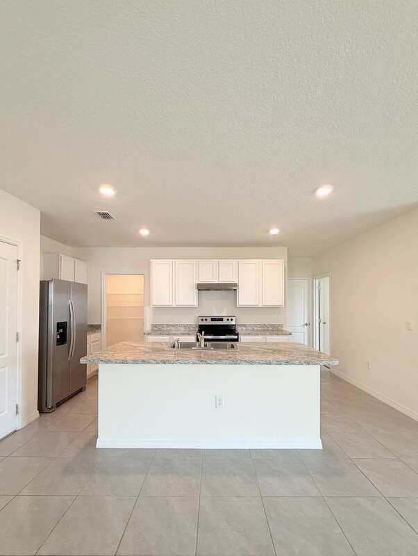 Building Photo - 1374 Holodak Dr