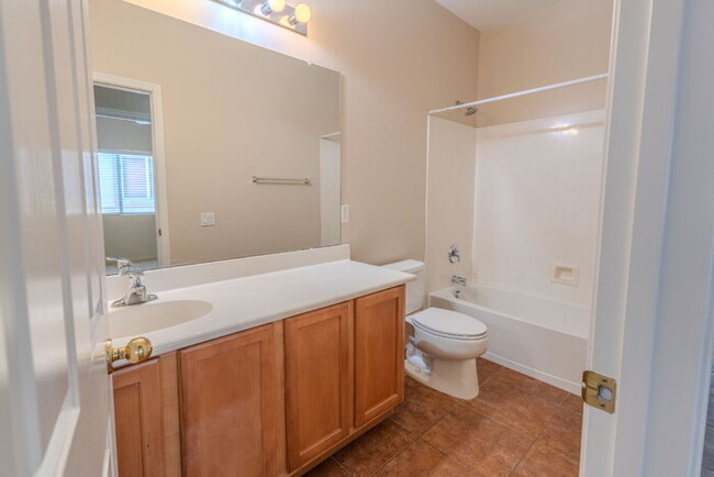 Building Photo - Great Rancho Sahuarita Home!!