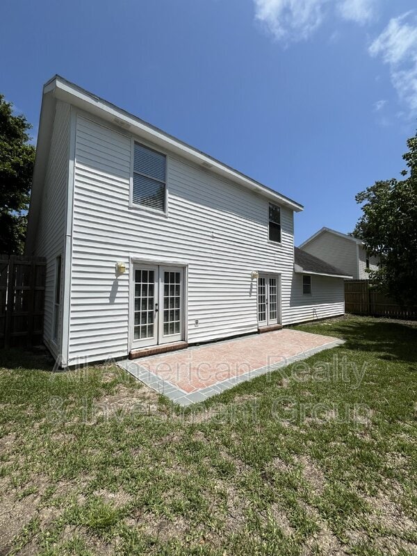 Building Photo - 420 Bristol Cove Rd