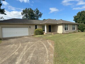 Building Photo - 304 Bellingrath Dr SW