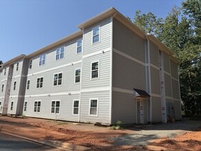 Building Photo - Beautiful Brand New ADA Accessible One Bed...