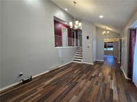 Building Photo - 9 Hepatica Ln