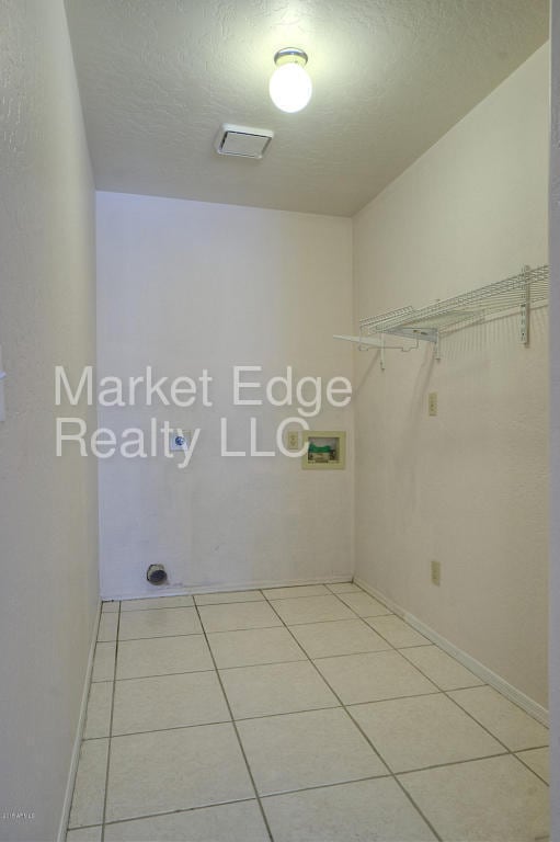 Building Photo - 4Bed/2Bath House at 48th St/Warner! JOIN T...