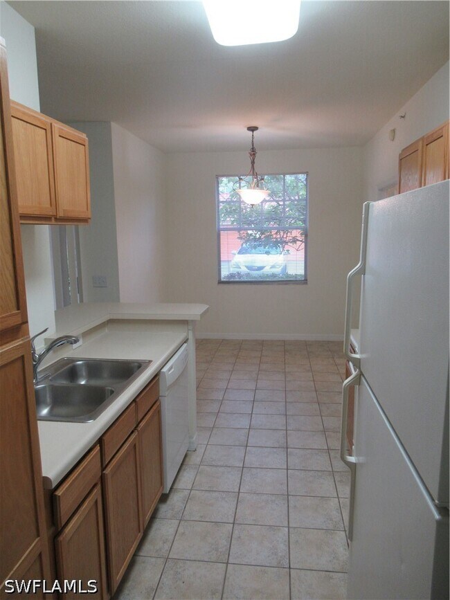 Building Photo - 7935 Preserve Cir