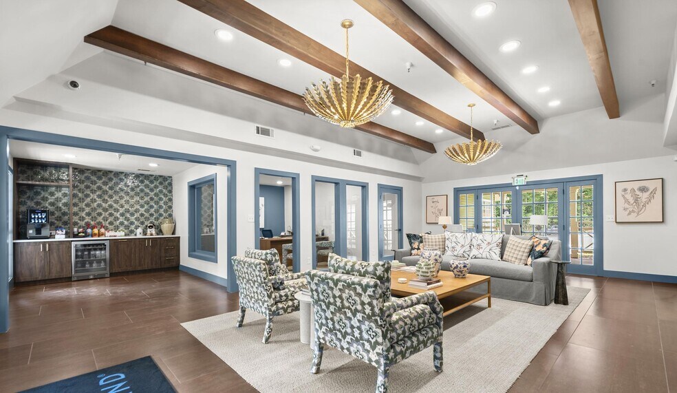 Building Photo - 2850 Delk Rd SE