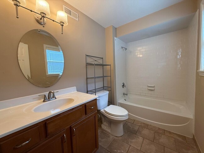 Building Photo - 405 S Village Cir