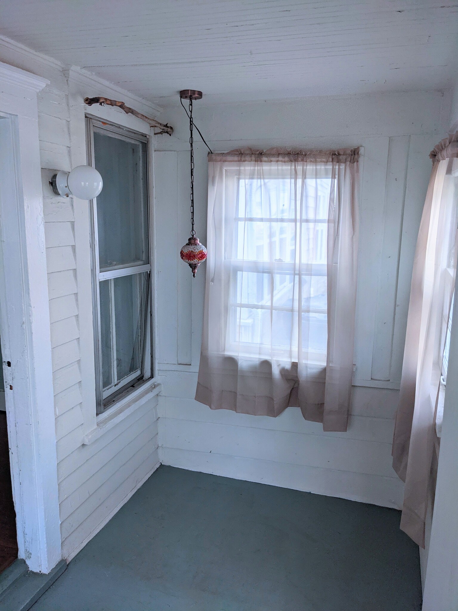 Three seasons front porch - 1410 Hamilton St SW