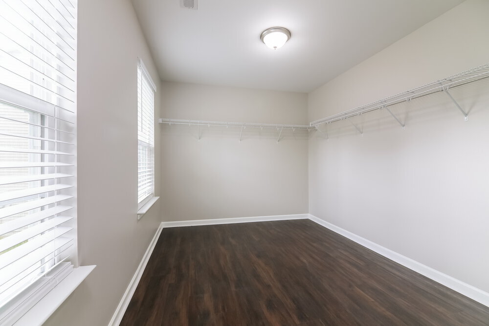 Building Photo - 8011 Spiderlily Ct