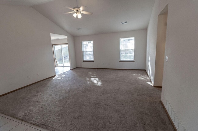 Building Photo - 1610 Typhoon Dr