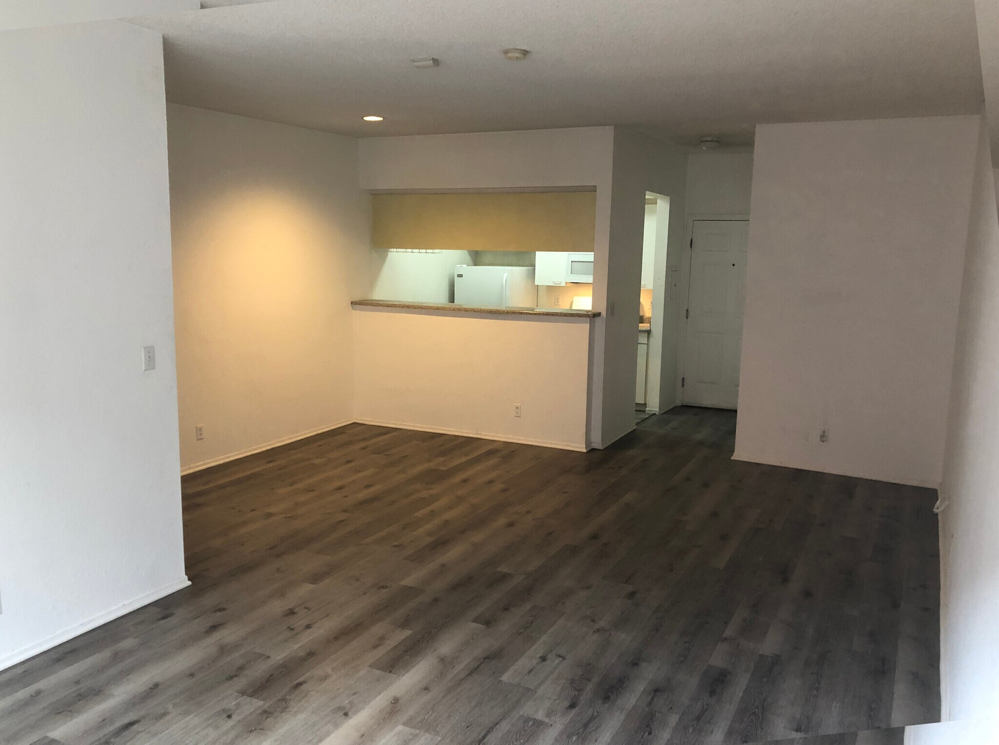 Building Photo - 1245 N Cherokee Ave