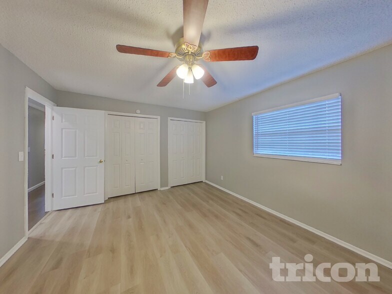 Building Photo - 2641 Gleneagles Dr