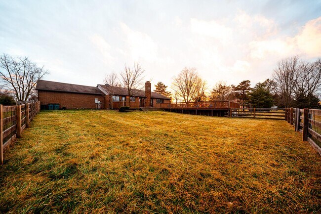 Building Photo - 13040 Duncan Plains Rd NW