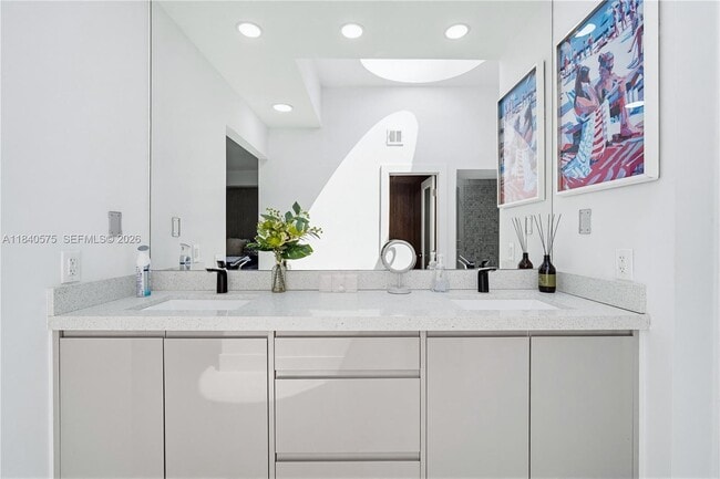 Building Photo - 14401 SW 63rd St