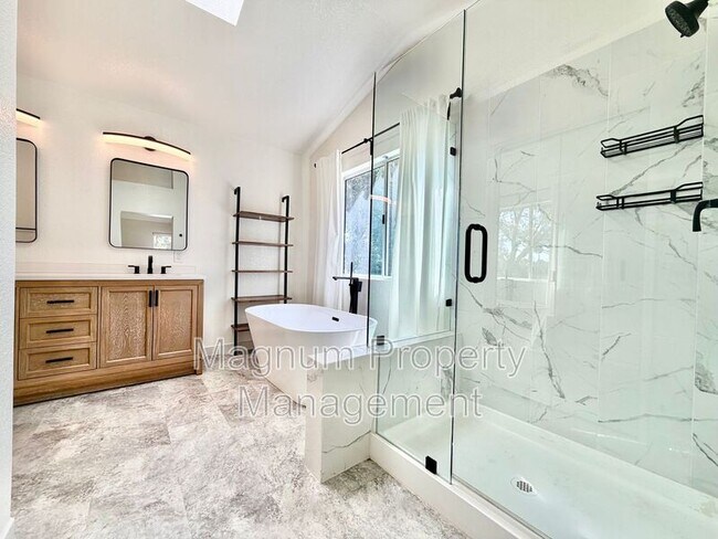 Building Photo - 25211 Corte Sombrero