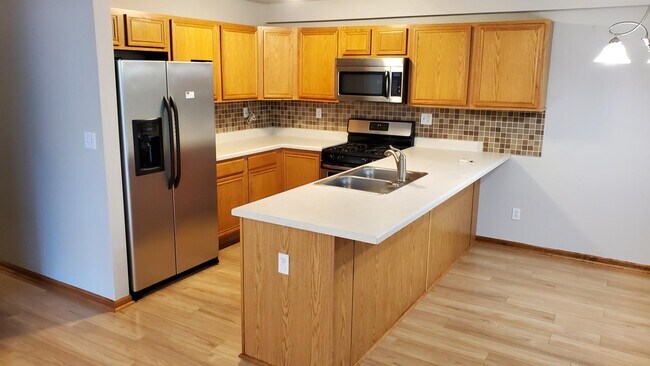 Building Photo - 2033 Anjali Way