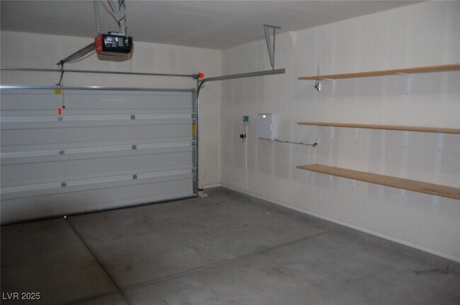 Building Photo - 4775 Lorenzo Way