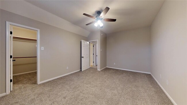 Building Photo - 20802 Newbury Park Dr