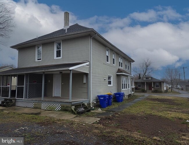 Building Photo - 2A E Milby St