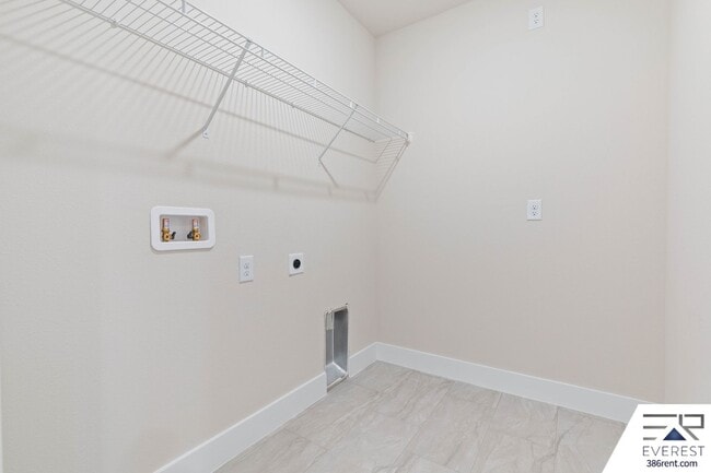 Building Photo - FULLY FENCED, LIKE NEW 3/2/2 IN DESIRABLE INDIAN TRAILS