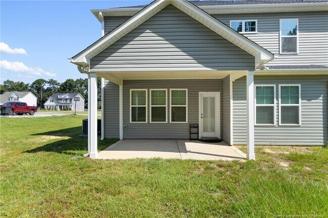 Building Photo - 153 Nairn St