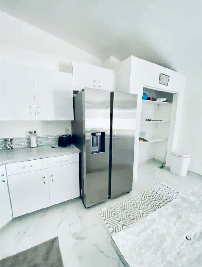 Building Photo - 2728 Nelson Dr