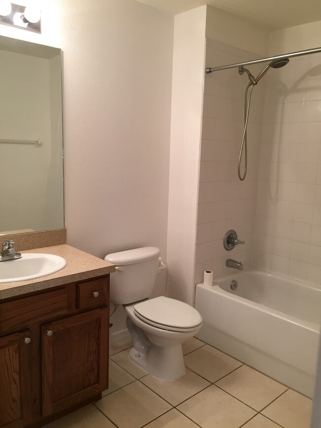 Building Photo - 436 Red Hawk Loop