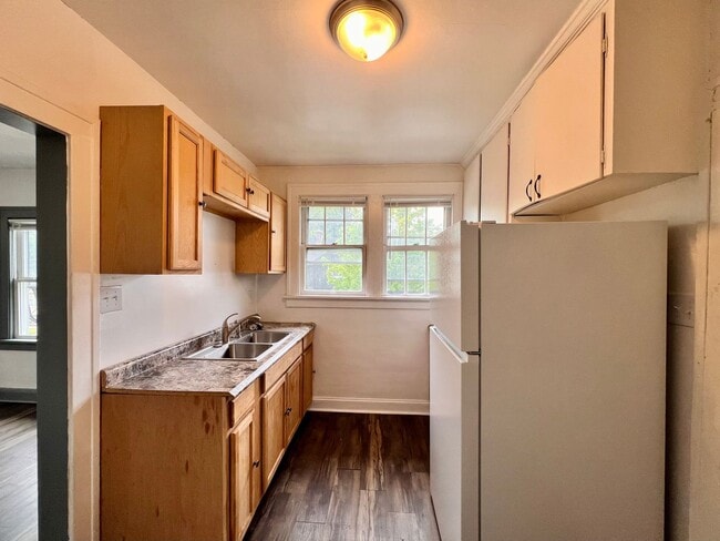 Building Photo - 4158 Mayfield Dr