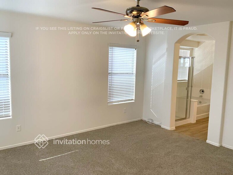 Building Photo - 12855 W Alvarado Rd