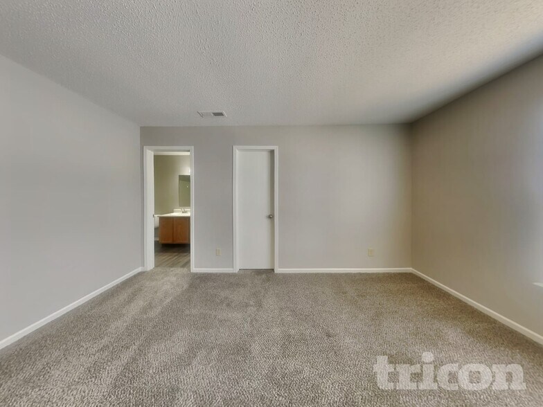 Building Photo - 2426 Black Antler Ct