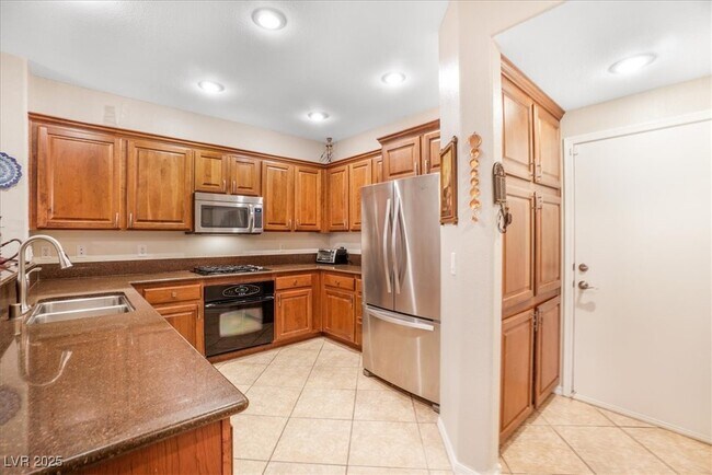 Building Photo - 11482 Belmont Lake Dr