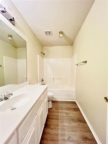 Building Photo - 1103 Savage Dr