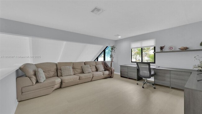 Building Photo - 540 Pebble Creek Terrace