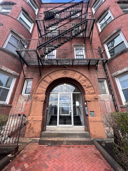 Building Photo - 900 Massachusetts Ave