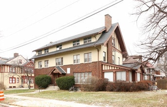 Building Photo - 1223 Hill St