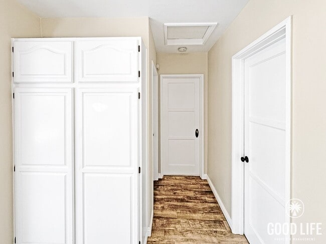 Building Photo - Charming 3-Bedroom Anaheim Home Featuring Private Backyard & 2 Car Garage