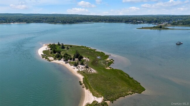 Building Photo - 286 Towd Point Rd