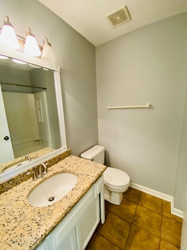 Building Photo - {12030 - F}  Updated Condo in Fantastic Location + Top Floor + Covered Parking Included + Private...