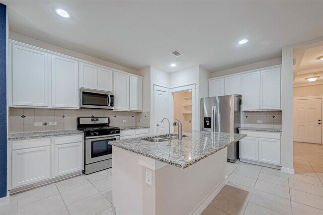 Building Photo - 3021 Quarry Springs Dr
