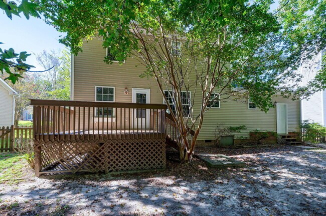 Building Photo - 520 Wyndham Dr